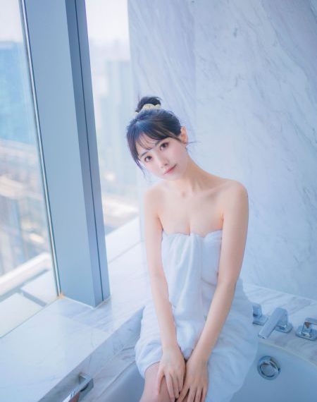 日韩精品最新在线李小璐21秒_4K神马影院手机在线