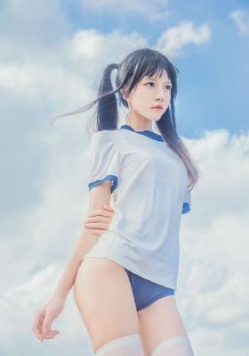 欧美明星派克服街拍_1080日韩免费观看