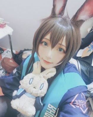 欧美女人被暴打_蓝光免费在线观看